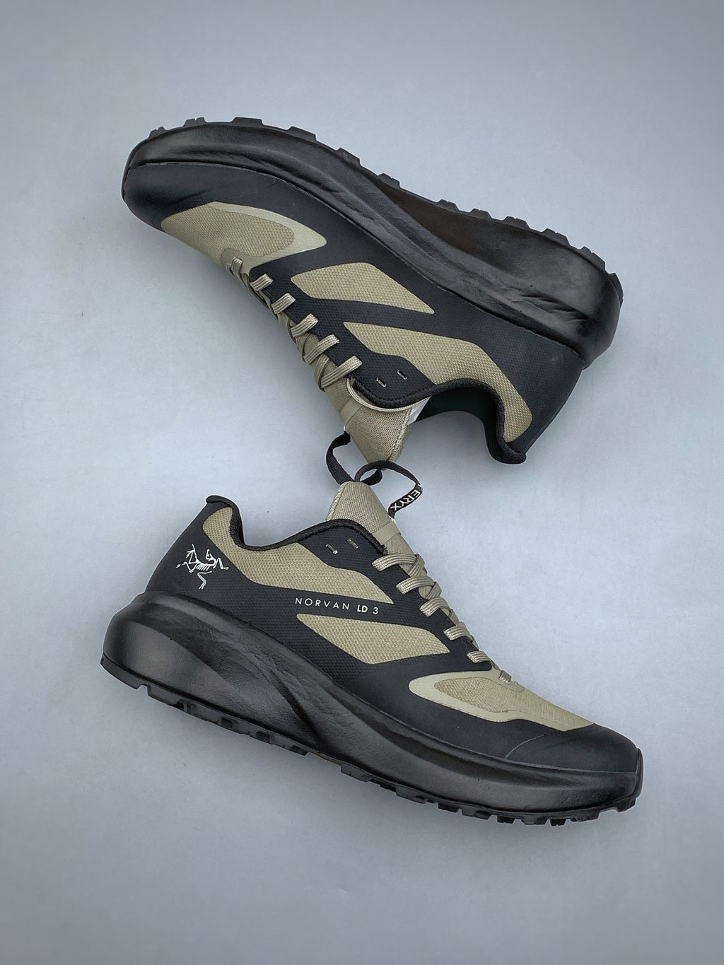 Arc’teryx Norvan LD 3 Low-Top Lace-Up Shoes in Olive and Black