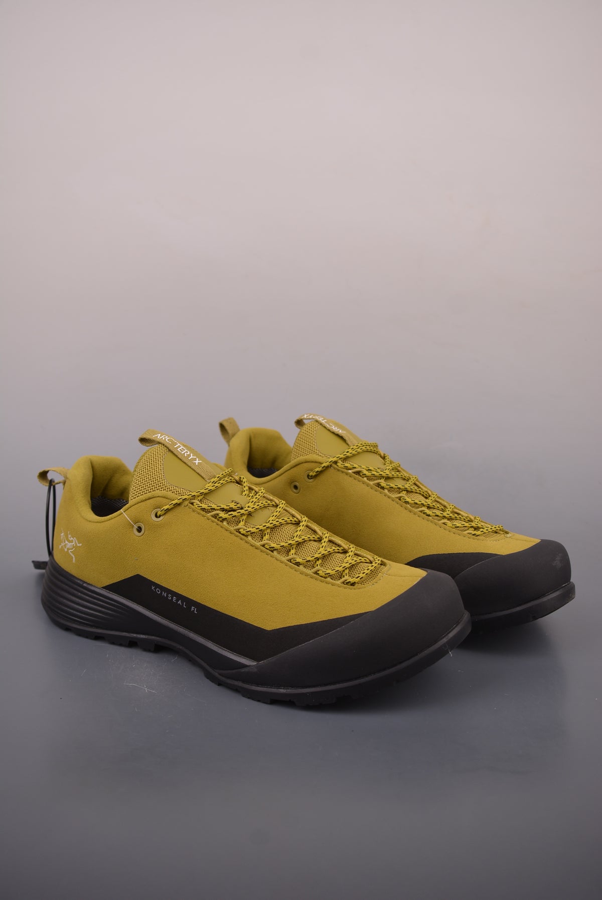 Arc’teryx Konseal FL Low-Top Lace-Up Shoes in Mustard Yellow and Black
