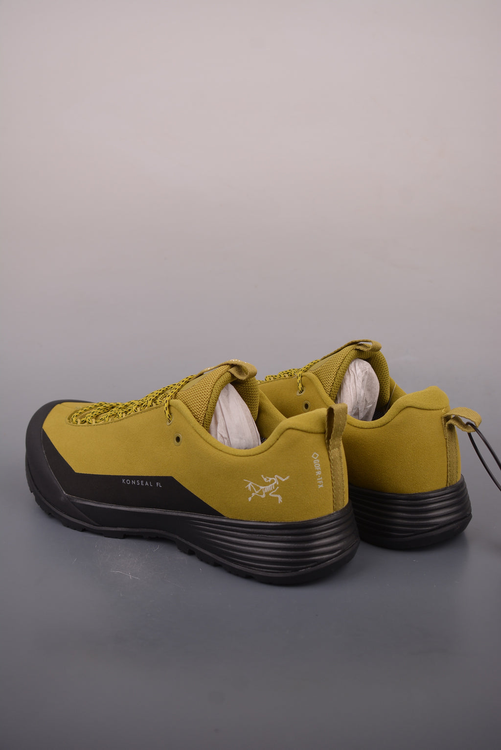 Arc’teryx Konseal FL Low-Top Lace-Up Shoes in Mustard Yellow and Black