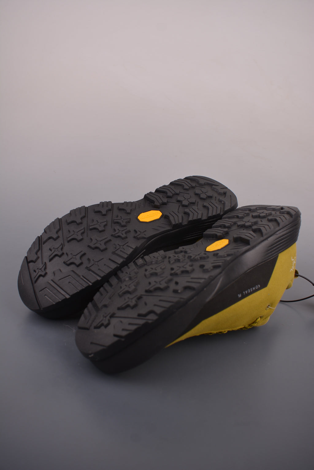 Arc’teryx Konseal FL Low-Top Lace-Up Shoes in Mustard Yellow and Black