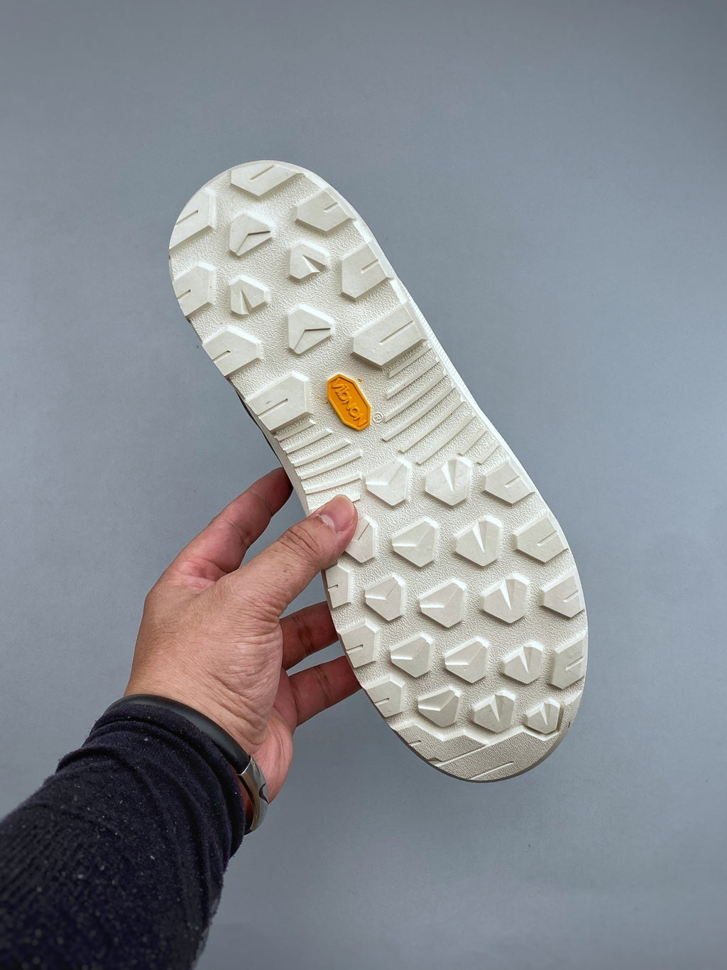 Arc’teryx Konseal Low-Top Lace-Up Shoes in Black and Off-White