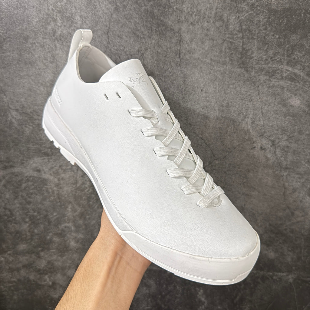 Arc’teryx All-White Low-Top Lace-Up Shoes