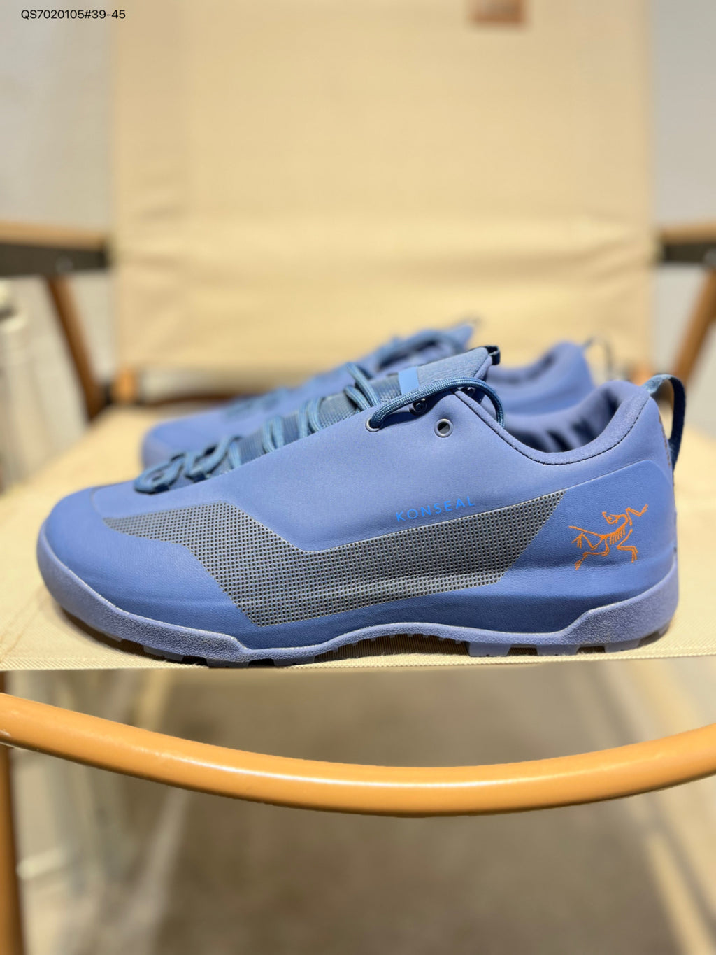 Arc’teryx Blue Low-Top Lace-Up Shoes with Gray Panels