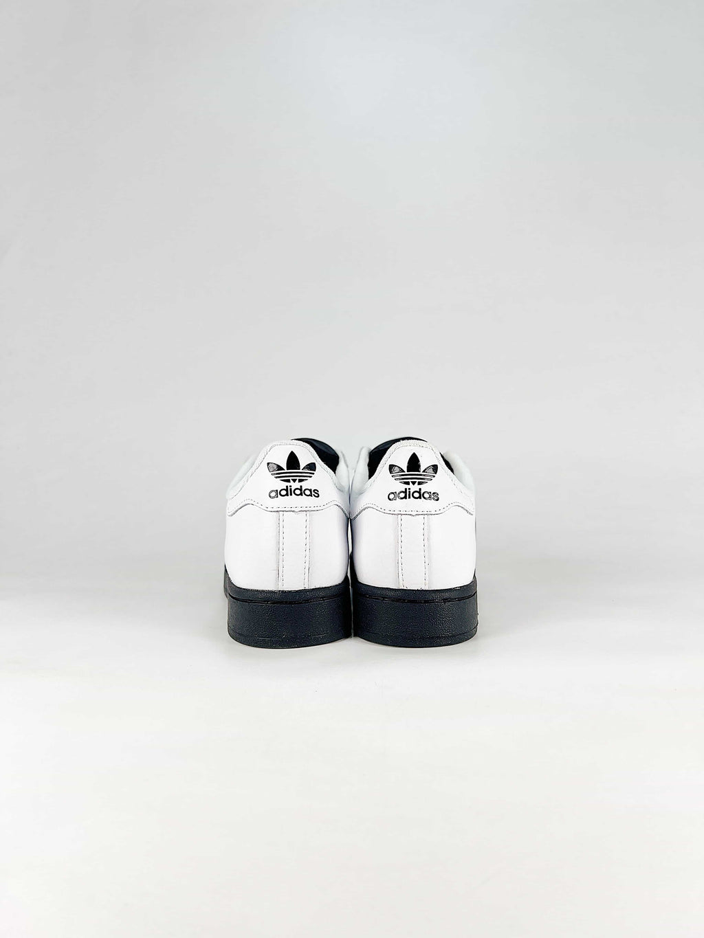 adidas Superstar Low-Top Sneakers - White/Black